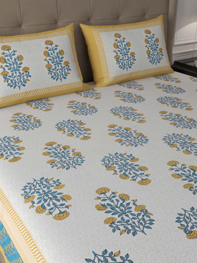 Spray Rose Premium King Size Bedsheet - Image 2