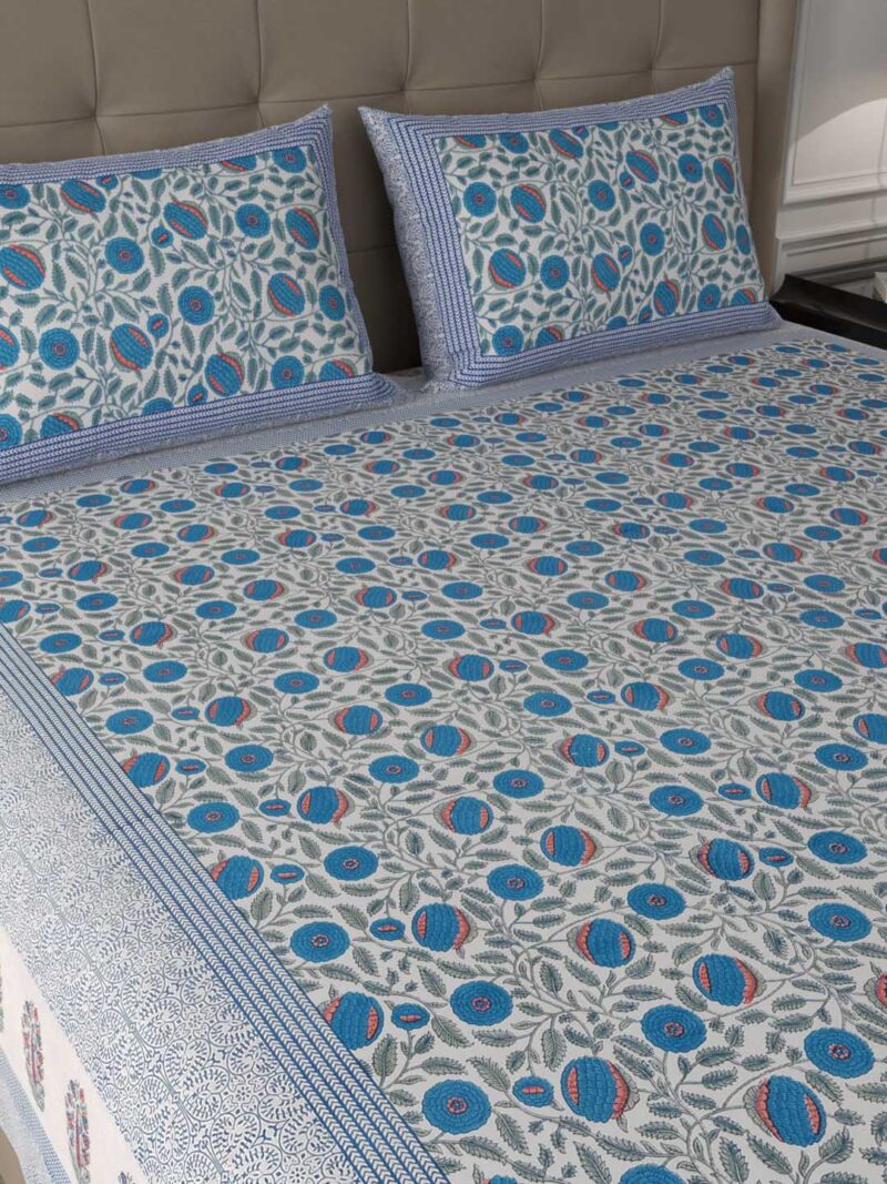 Light Turquoise Premium King Size Bedsheet - Image 5